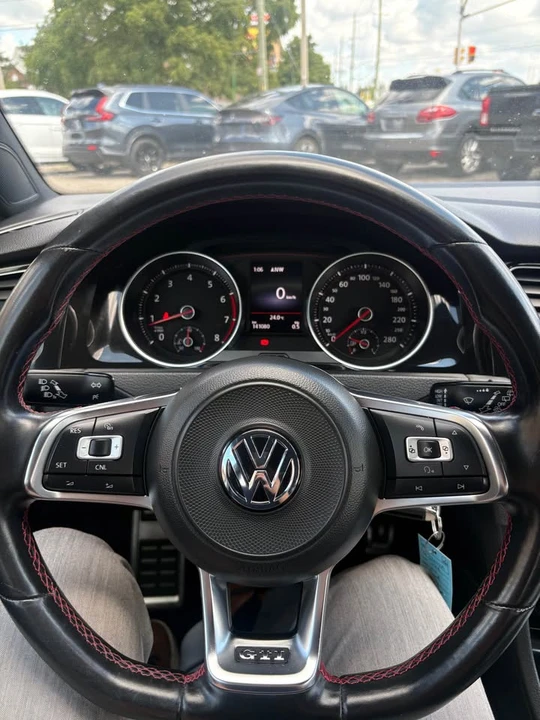 2018 Volkswagen GTI Mk7 - Image 10 of 15