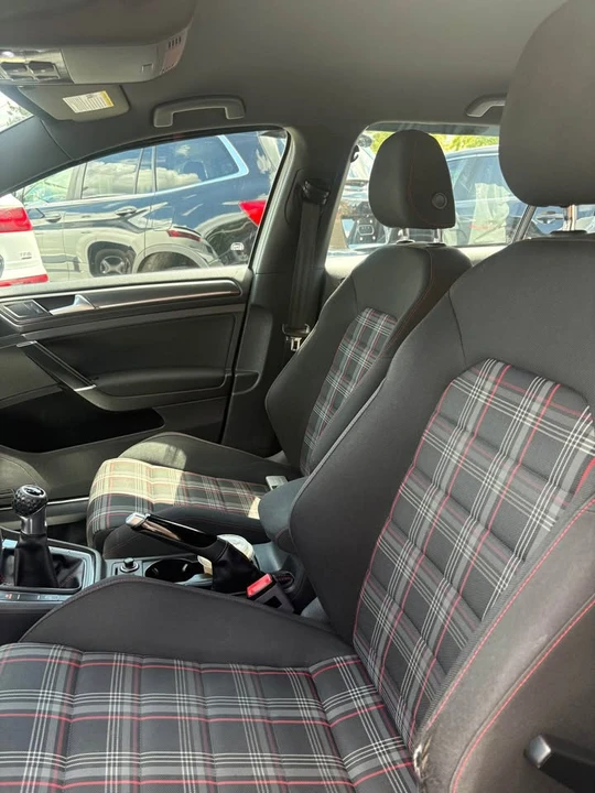 2018 Volkswagen GTI Mk7 - Image 6 of 15