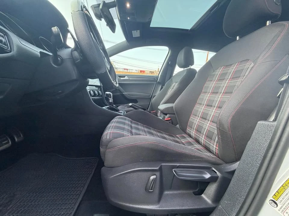 2018 Volkswagen GTI Mk7 - Image 12 of 20