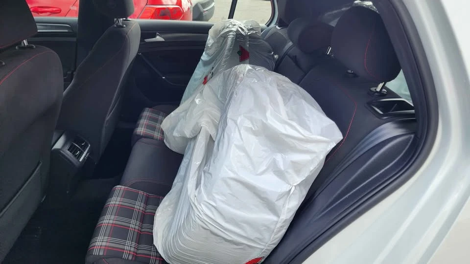 2018 Volkswagen GTI Mk7 - Image 6 of 8