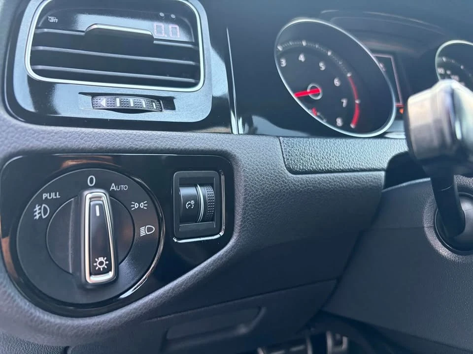 2018 Volkswagen GTI Mk7 - Image 14 of 20