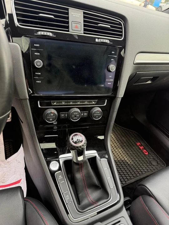 2018 Volkswagen GTI Mk7 - Image 7 of 8