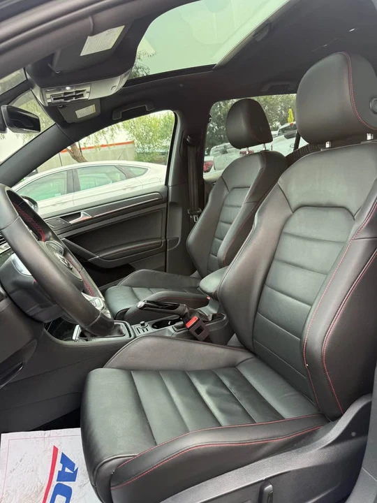 2018 Volkswagen GTI Mk7 - Image 6 of 8