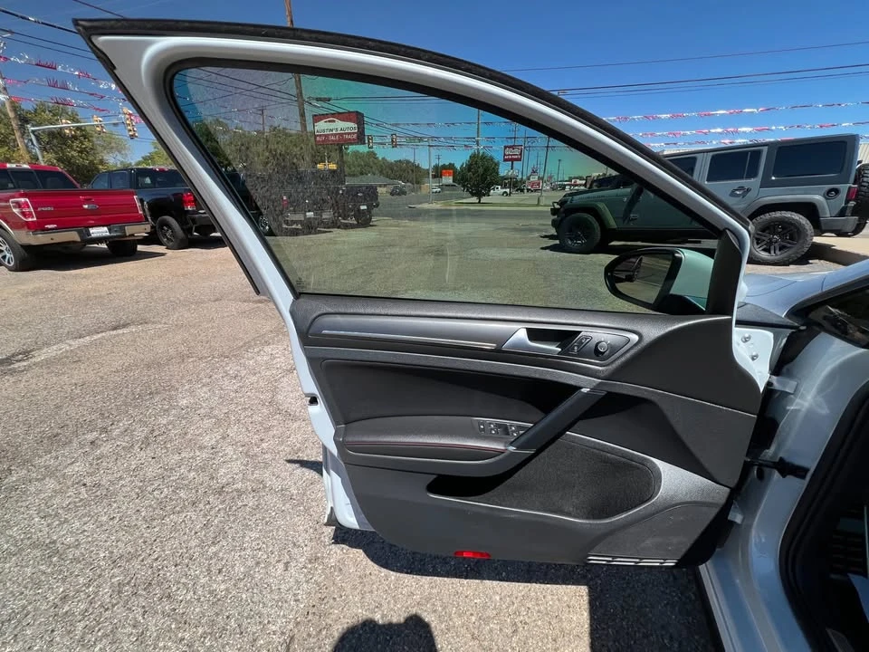 2018 Volkswagen GTI Mk7 - Image 9 of 20