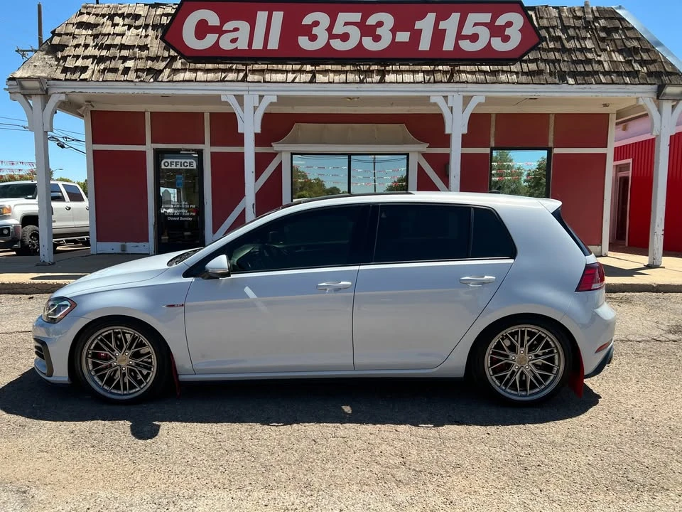 2018 Volkswagen GTI Mk7 - Image 2 of 20