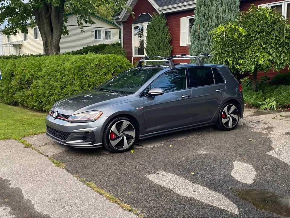 2018 Volkswagen GTI Mk7 - Image 2 of 12
