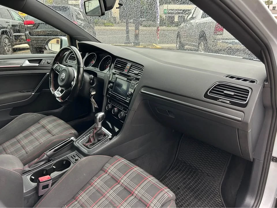 2018 Volkswagen GTI Mk7 - Image 14 of 17