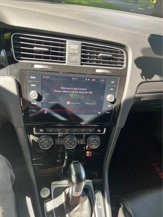 2018 Volkswagen GTI Mk7 - Image 2 of 15