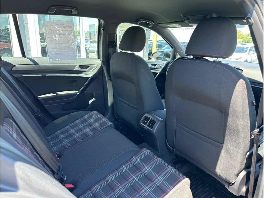 2018 Volkswagen GTI Mk7 - Image 15 of 20