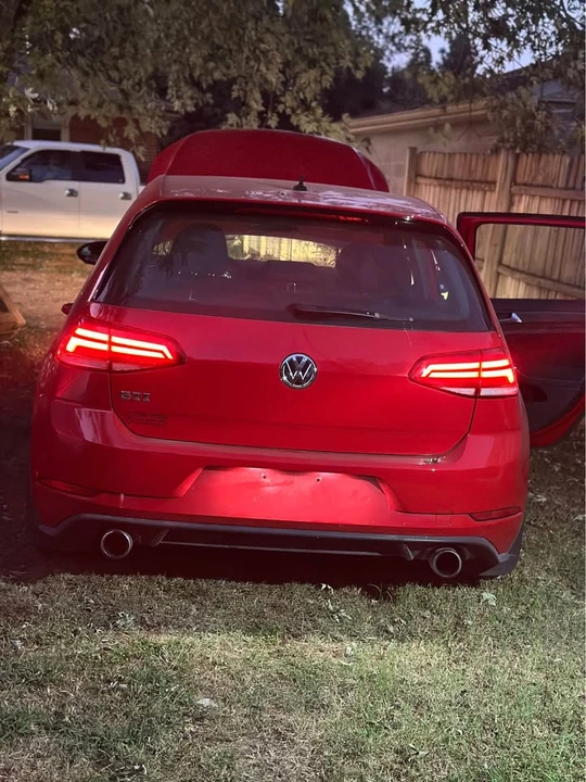 2018 Volkswagen GTI Mk7 - Image 2 of 6