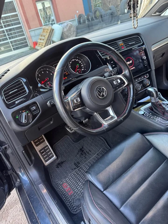 2018 Volkswagen GTI Mk7 - Image 9 of 9