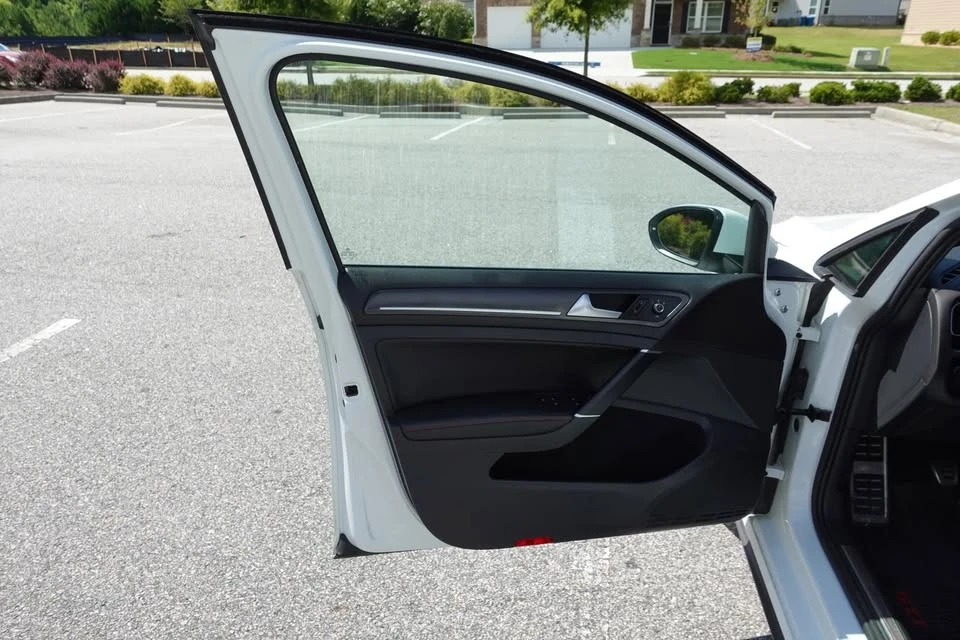 2018 Volkswagen GTI Mk7 - Image 11 of 20