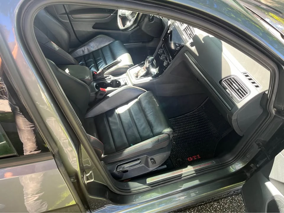 2018 Volkswagen GTI Mk7 - Image 9 of 15