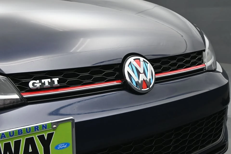 2018 Volkswagen GTI Mk7 - Image 5 of 12