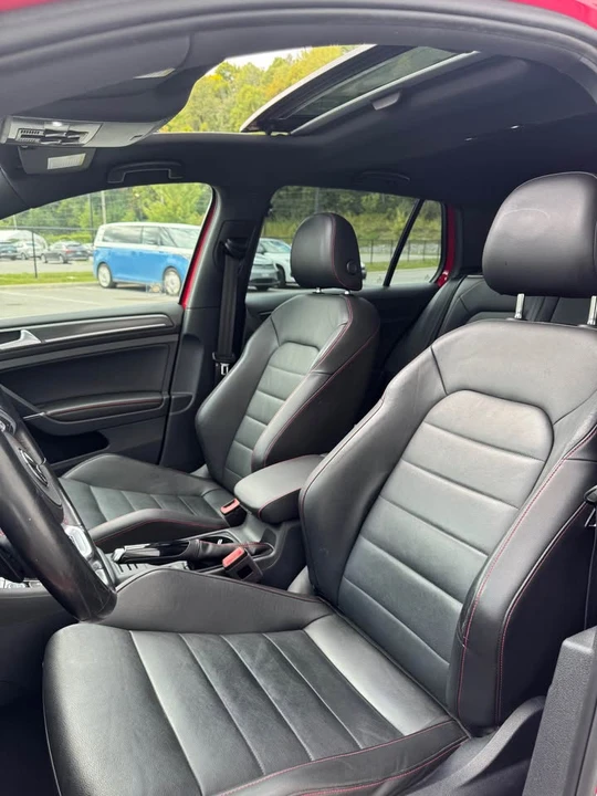 2018 Volkswagen GTI Mk7 - Image 5 of 5