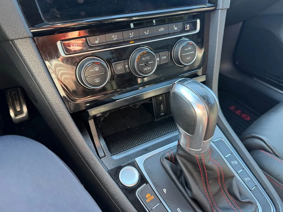 2018 Volkswagen GTI Mk7 - Image 10 of 11
