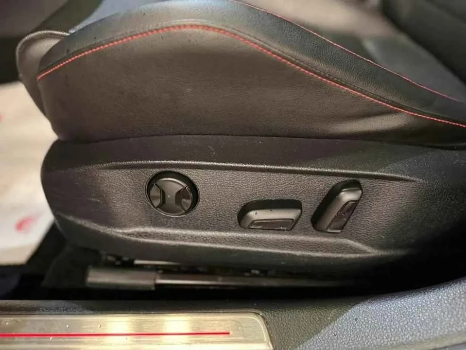 2018 Volkswagen GTI Mk7 - Image 15 of 20