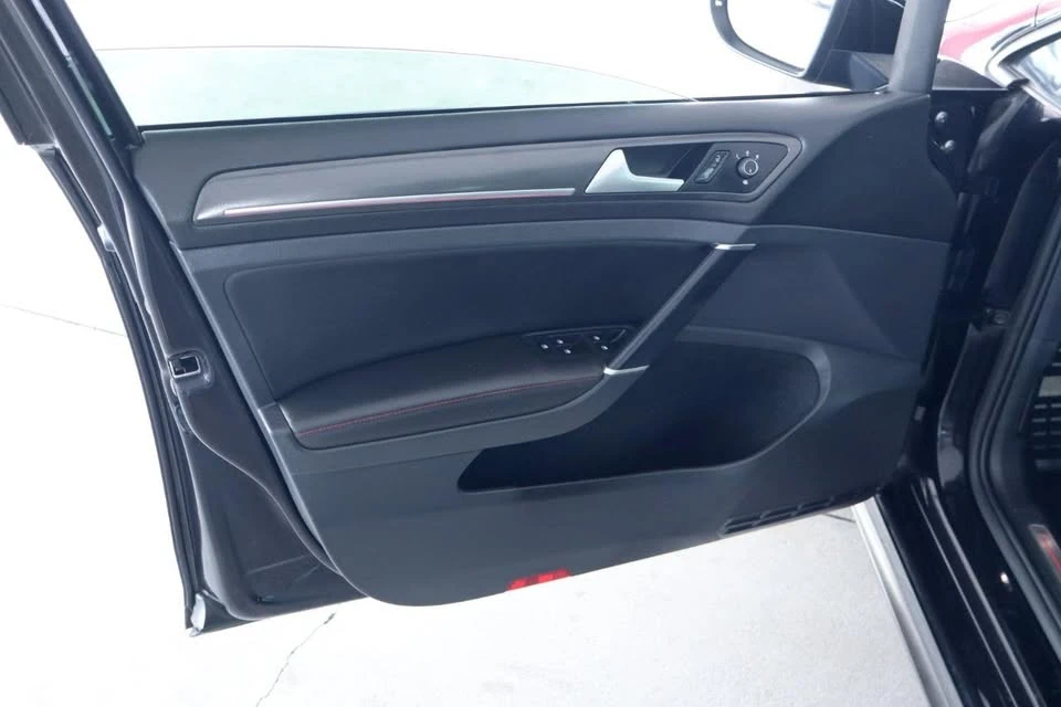2018 Volkswagen GTI Mk7 - Image 12 of 20