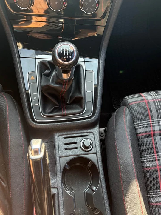 2018 Volkswagen GTI Mk7 - Image 11 of 14