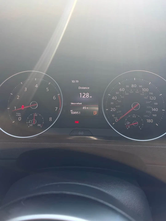 2018 Volkswagen GTI Mk7 - Image 10 of 14