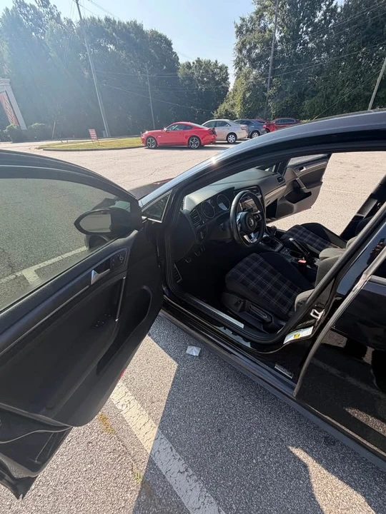 2018 Volkswagen GTI Mk7 - Image 6 of 14