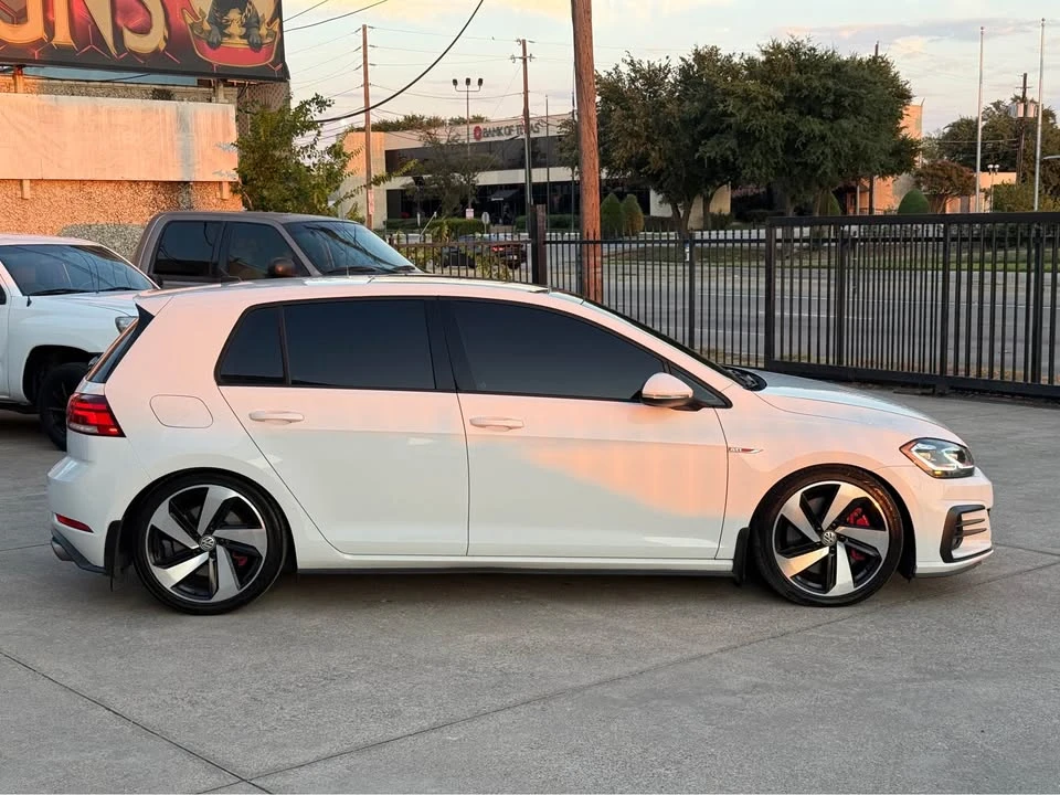 2018 Volkswagen GTI Mk7 - Image 9 of 20