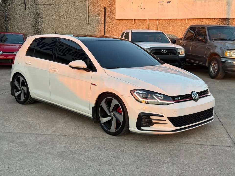 2018 Volkswagen GTI Mk7 - Image 10 of 20