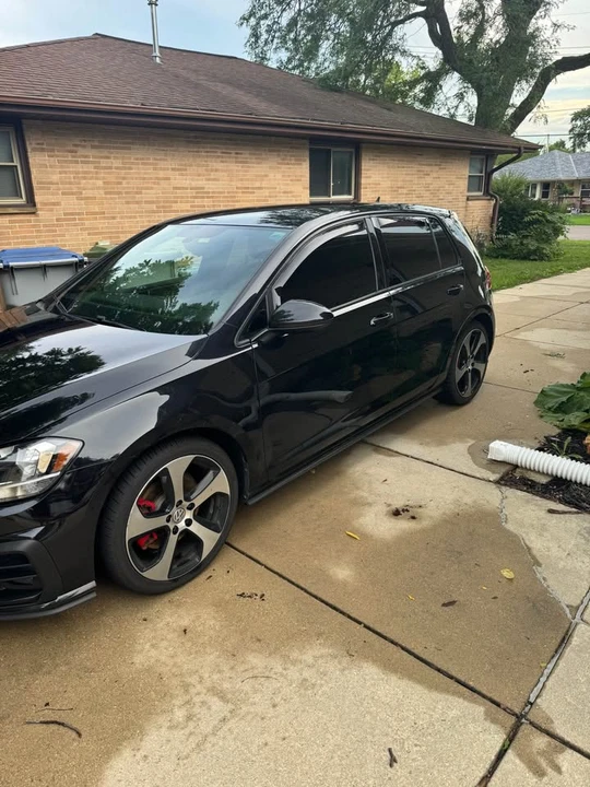 2018 Volkswagen GTI Mk7 - Image 9 of 9