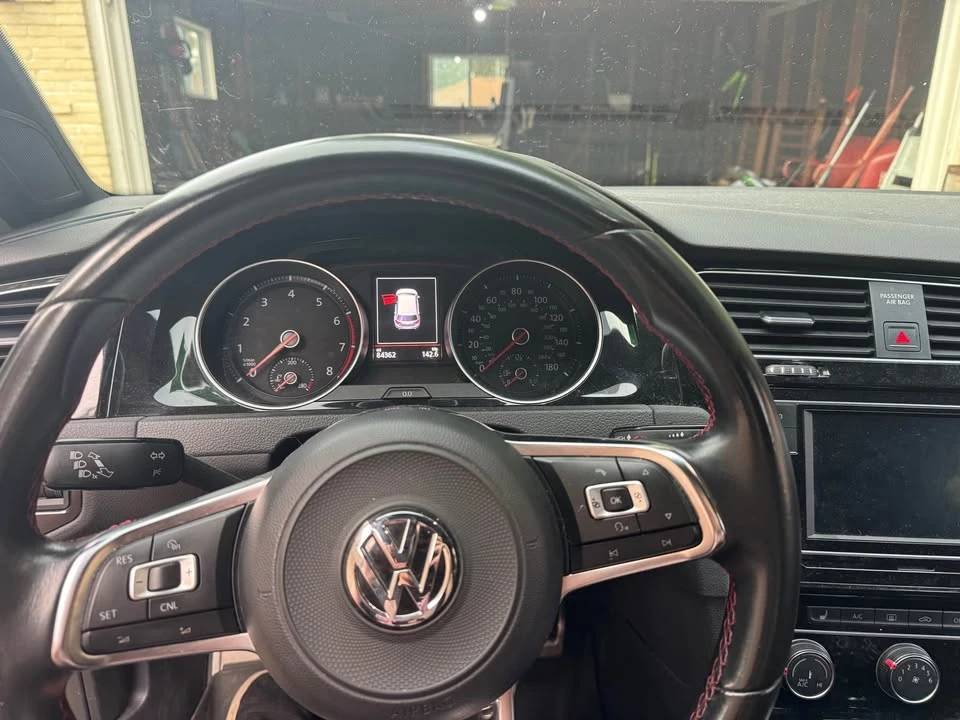 2018 Volkswagen GTI Mk7 - Image 7 of 9