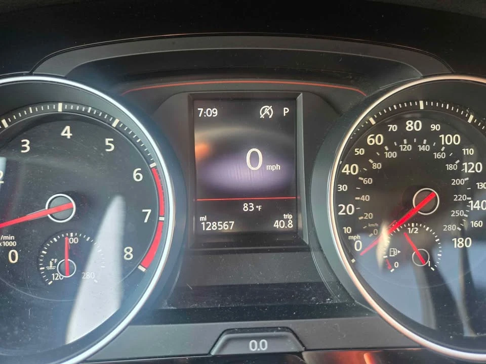 2018 Volkswagen GTI Mk7 - Image 5 of 14