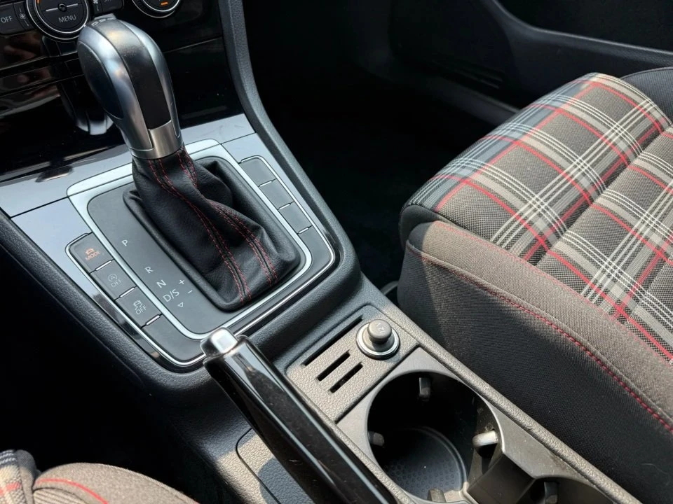 2018 Volkswagen GTI Mk7 - Image 15 of 20