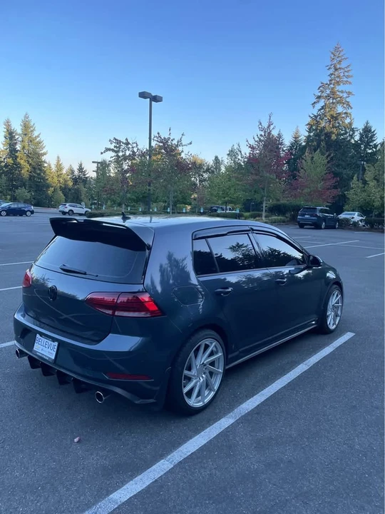 2018 Volkswagen GTI Mk7 - Image 3 of 7