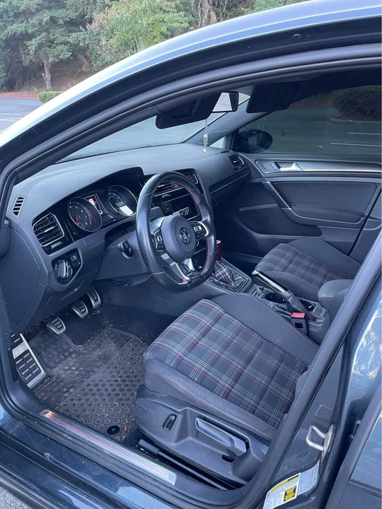 2018 Volkswagen GTI Mk7 - Image 4 of 7