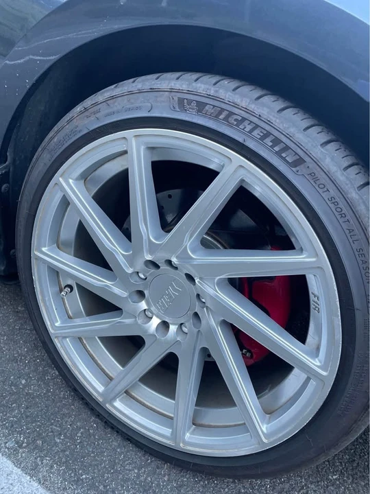 2018 Volkswagen GTI Mk7 - Image 2 of 7