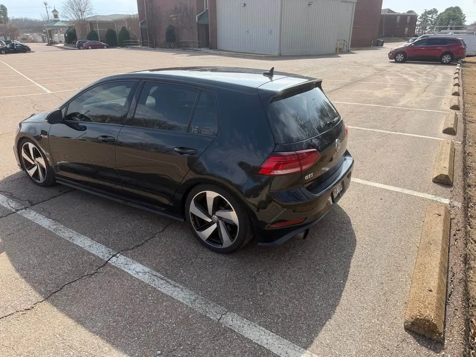 2018 Volkswagen GTI Mk7 - Image 4 of 8
