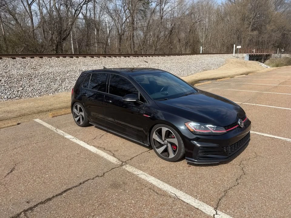 2018 Volkswagen GTI Mk7 - Image 2 of 8