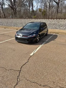 2018 Volkswagen Golf GTI SE