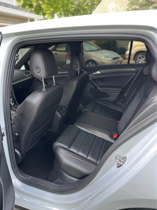 2018 Volkswagen GTI Mk7 - Image 9 of 17