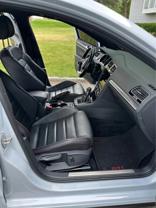 2018 Volkswagen GTI Mk7 - Image 11 of 17