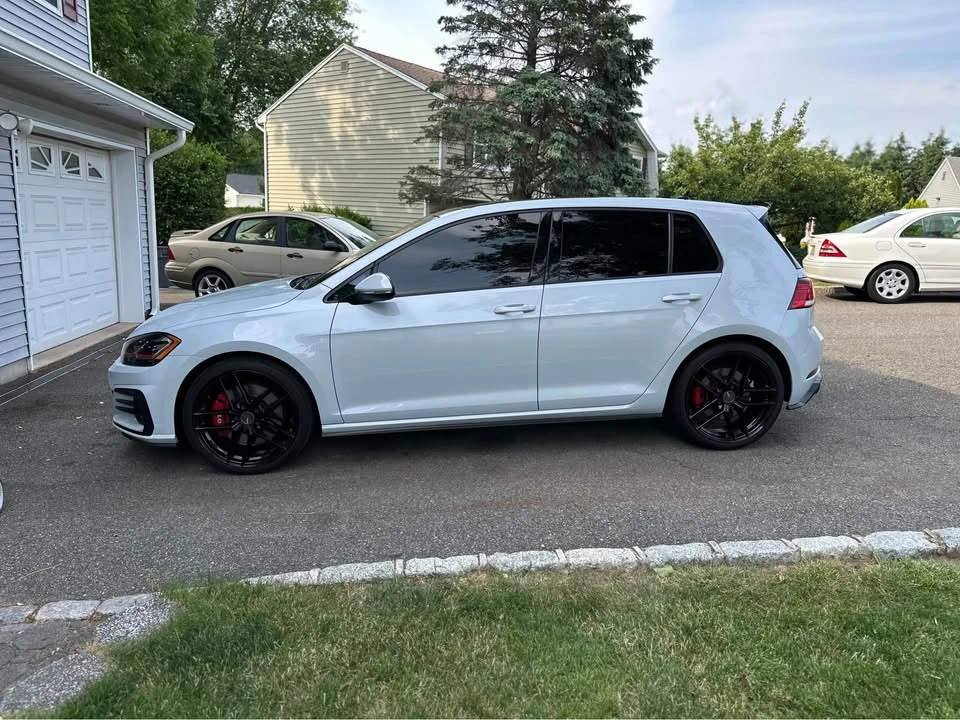 2018 Volkswagen GTI Mk7 - Image 2 of 17