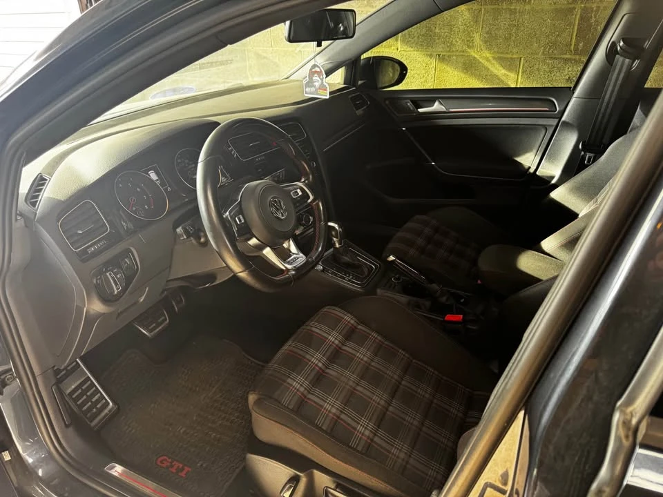 2018 Volkswagen GTI Mk7 - Image 5 of 13
