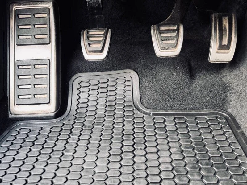 2018 Volkswagen GTI Mk7 - Image 2 of 20