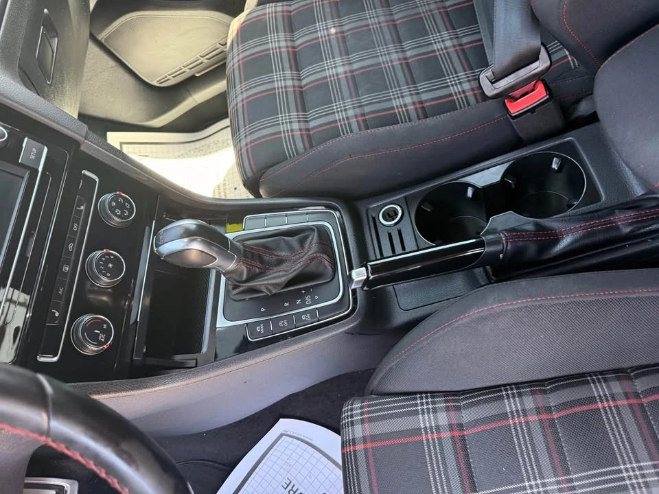 2018 Volkswagen GTI Mk7 - Image 10 of 13