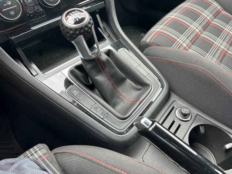 2018 Volkswagen GTI Mk7 - Image 19 of 20