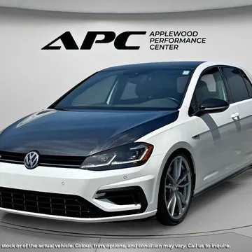 2018 Volkswagen Golf R 2.0T w/DCC & Navigation