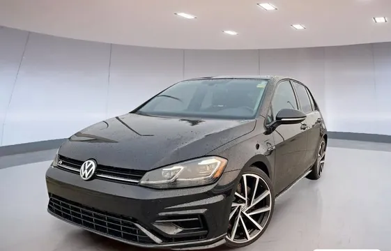 2018 Volkswagen Golf R Base