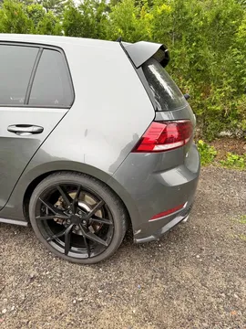 2018 Volkswagen Golf R