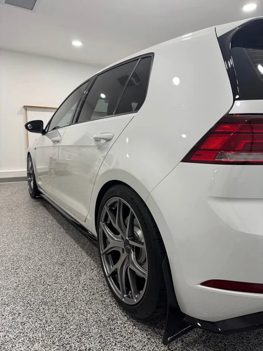 2018 Volkswagen Golf R Mk7 - Image 2 of 8