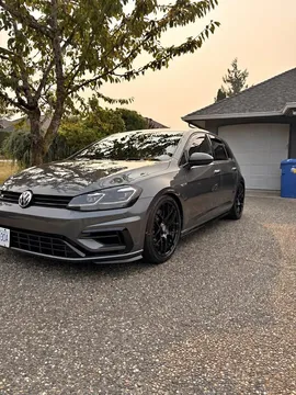 2018 Volkswagen Golf R