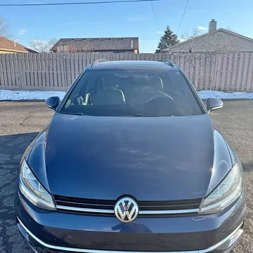 2018 Volkswagen Golf SportWagen